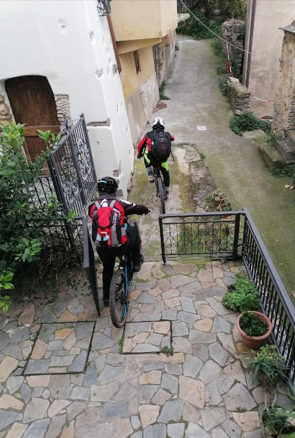 לינה וארוחת בוקר Tovo San Giacomo Casa Di Anna מראה חיצוני תמונה